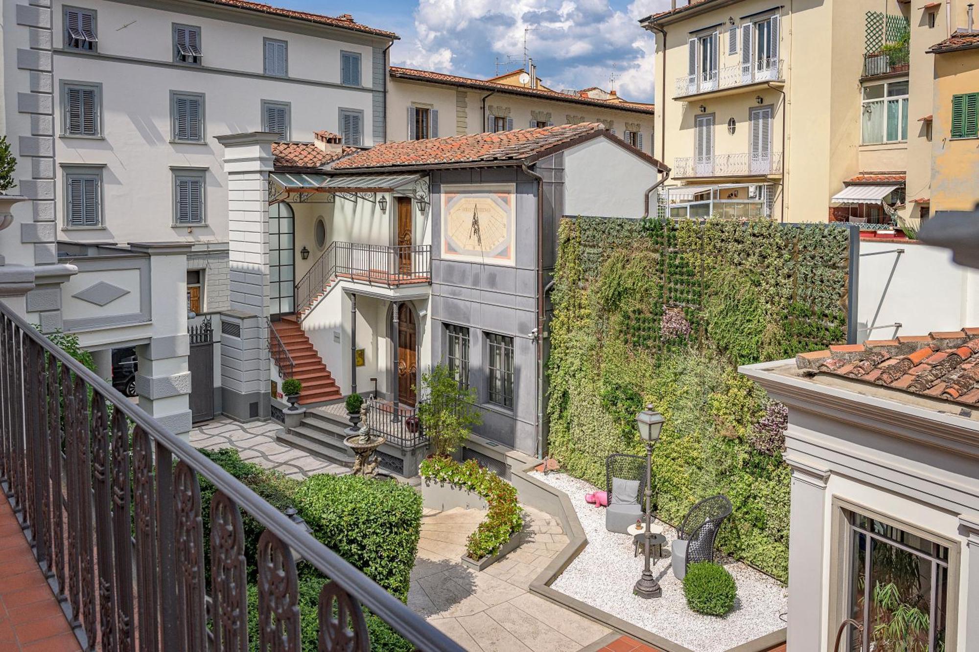 Palazzo Montebello Firenze Esterno foto